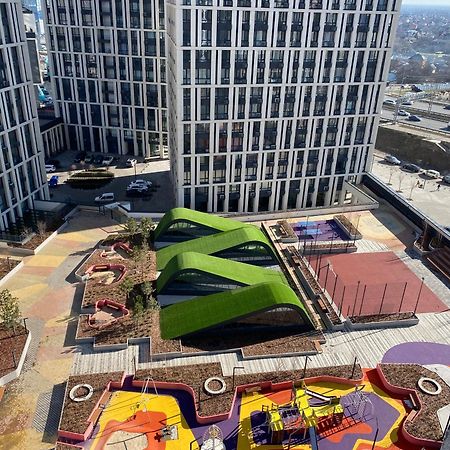 Slavutich Apartments Near Metro Station كييف المظهر الخارجي الصورة