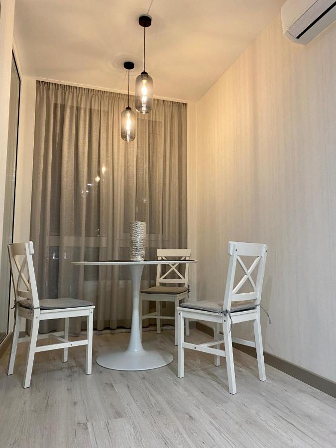 Slavutich Apartments Near Metro Station كييف المظهر الخارجي الصورة