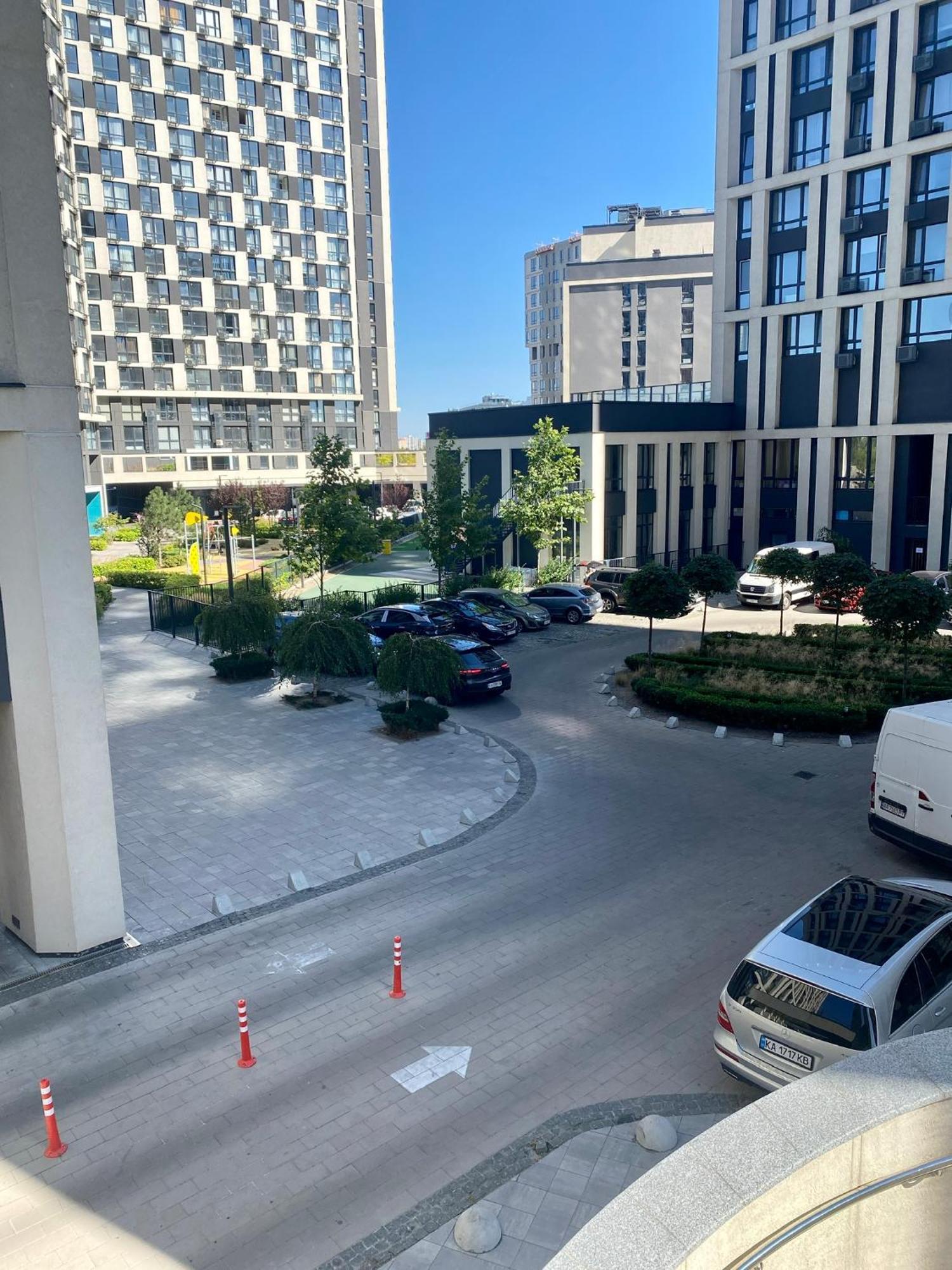 Slavutich Apartments Near Metro Station كييف المظهر الخارجي الصورة